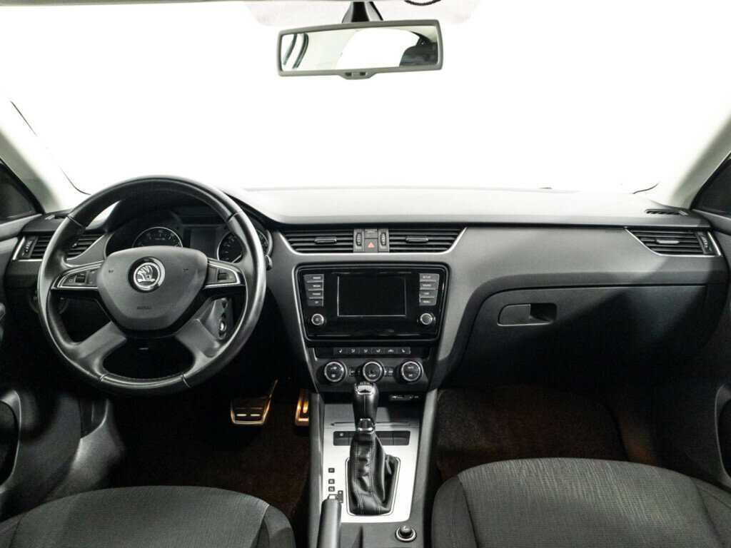 Skoda Octavia с пробегом — 2014 год. Фото: #12