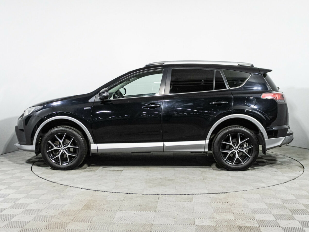 Toyota RAV4 с пробегом — 2016 год. Фото: #7