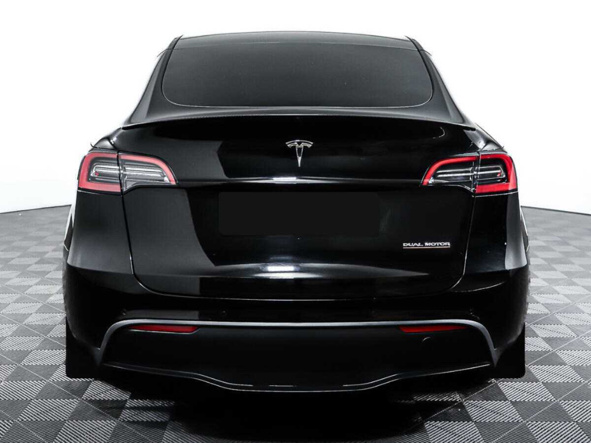 Tesla Model Y с пробегом — 2021 год. Фото: #5