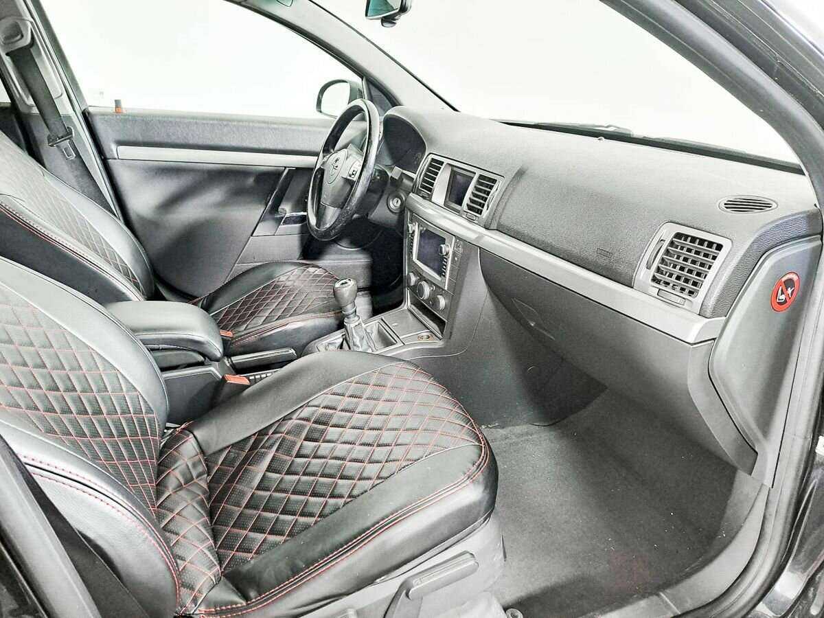 Opel Vectra с пробегом — 2007 год. Фото: #7