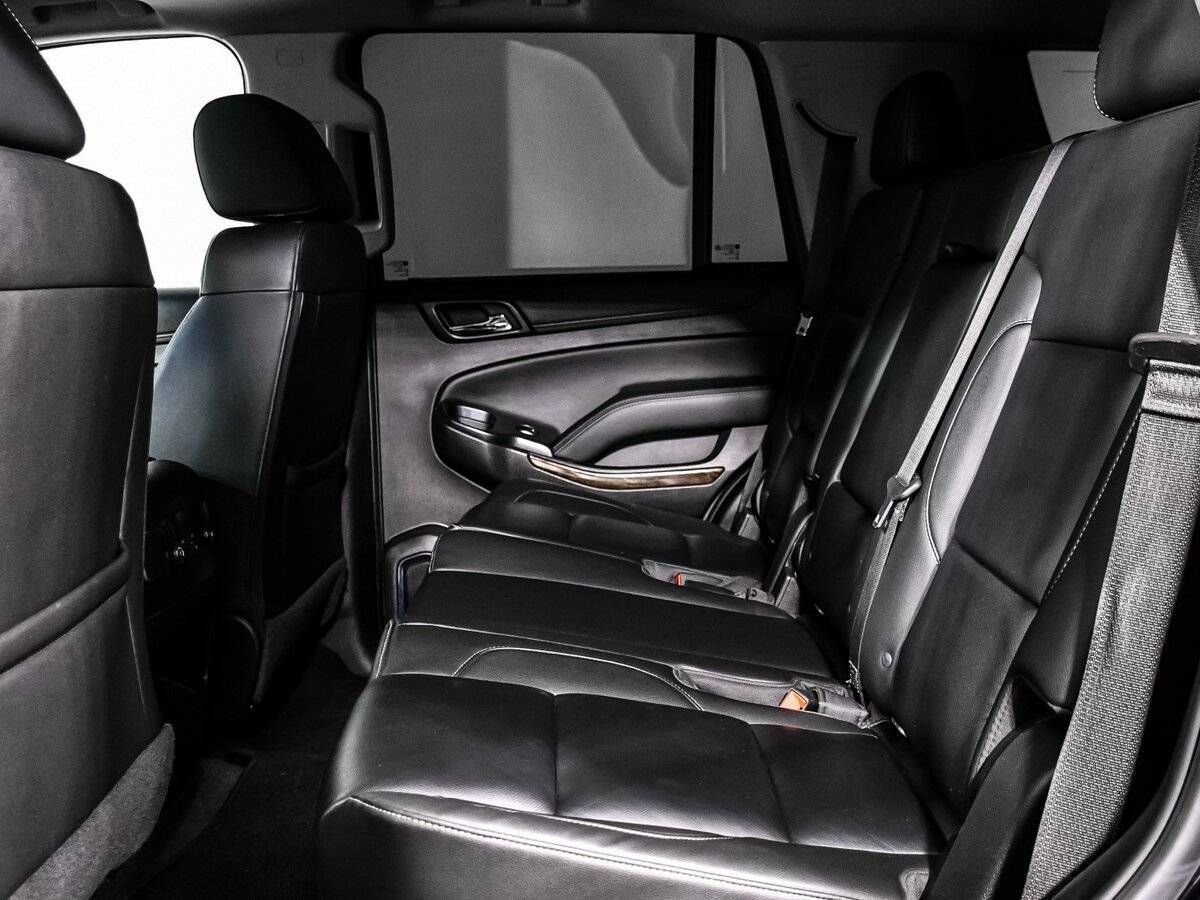 Chevrolet Tahoe с пробегом — 2017 год. Фото: #12