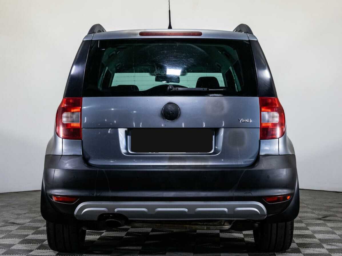 Skoda Yeti с пробегом — 2010 год. Фото: #4