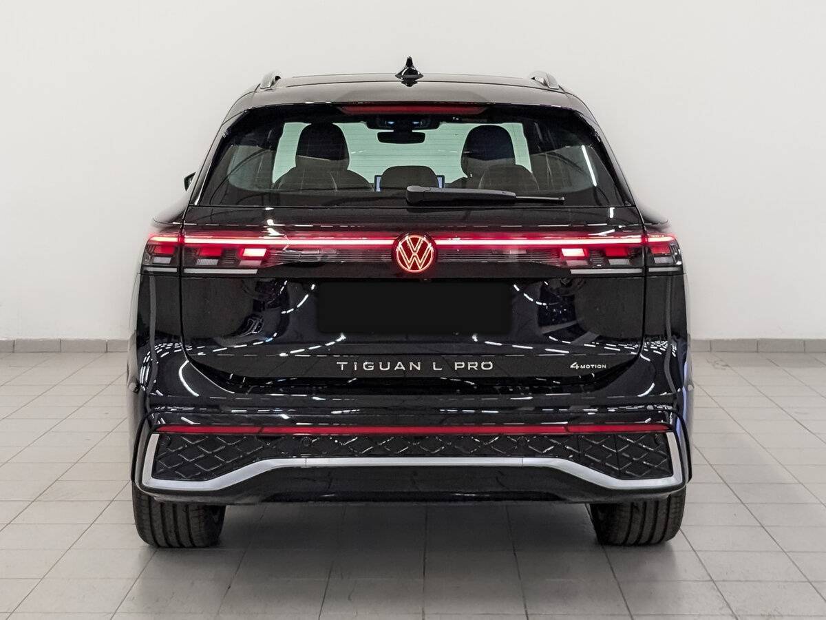 Volkswagen Tiguan с пробегом — 2024 год. Фото: #5