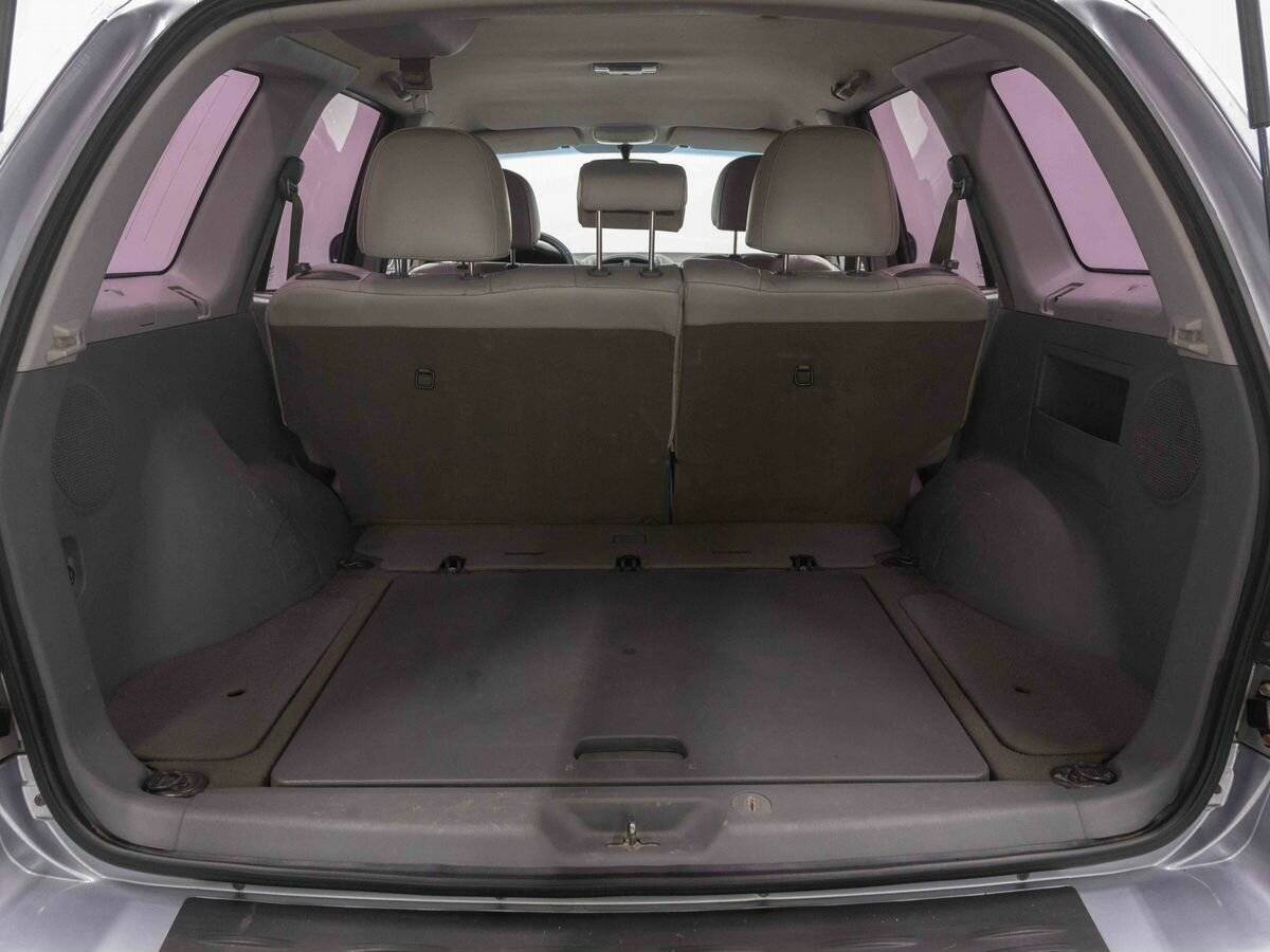 Hyundai Santa Fe с пробегом — 2008 год. Фото: #20