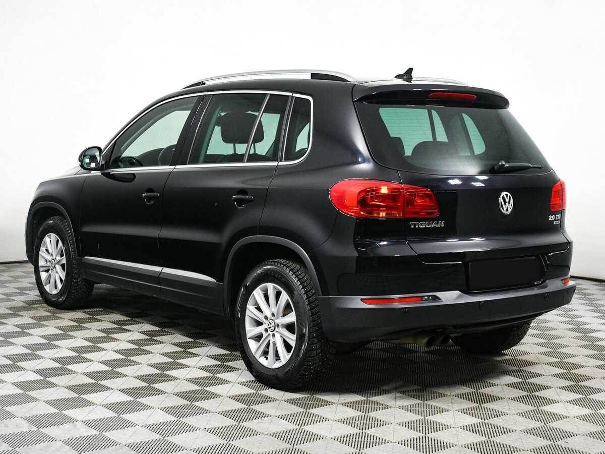 Volkswagen Tiguan с пробегом — 2011 год. Фото: #6