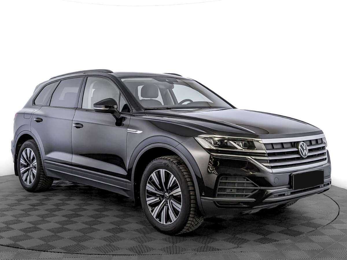 Volkswagen Touareg с пробегом — 2021 год. Фото: #2