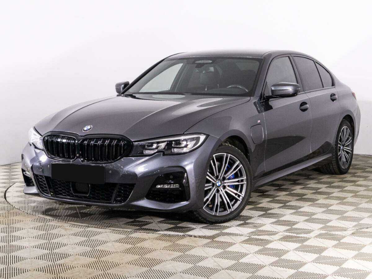 BMW 3 серии с пробегом — 2020 год. Фото: #0