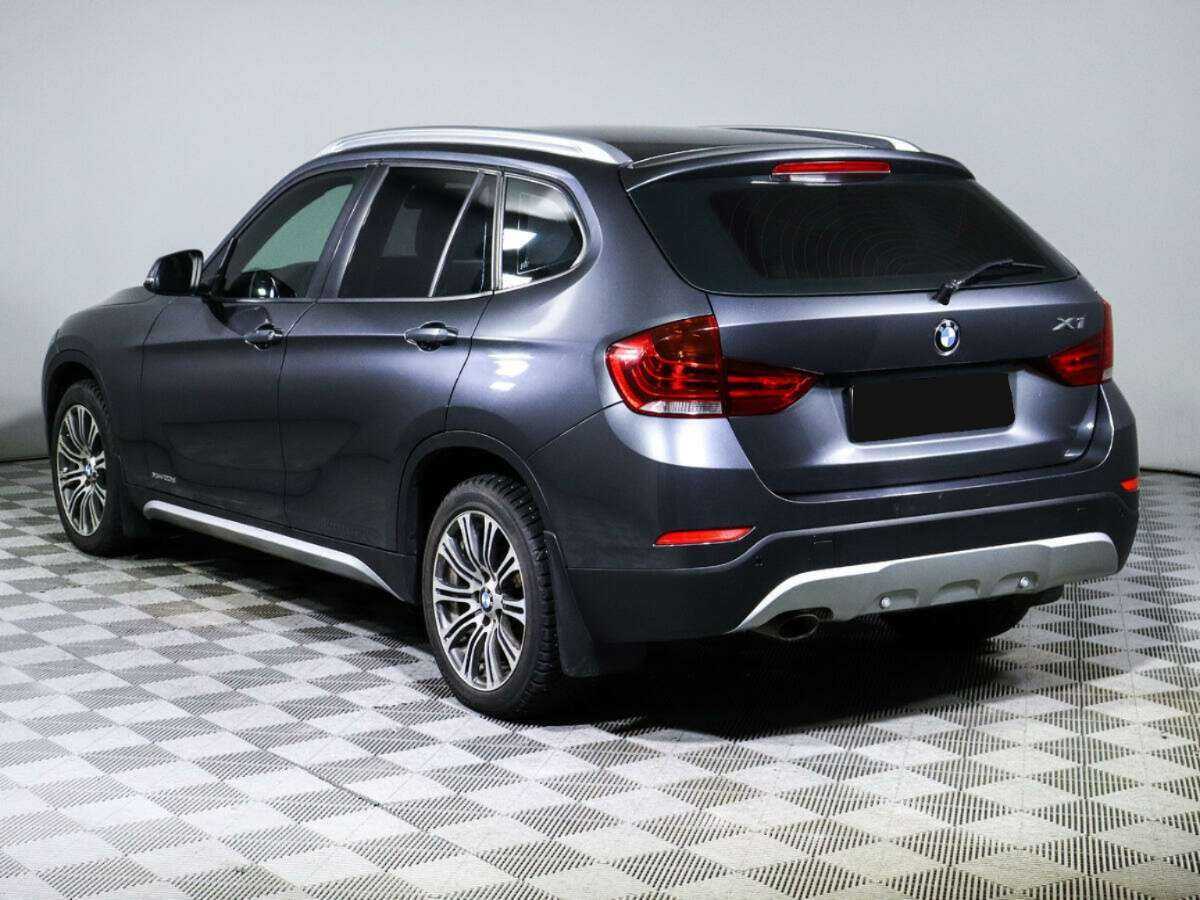 BMW X1 с пробегом — 2013 год. Фото: #6