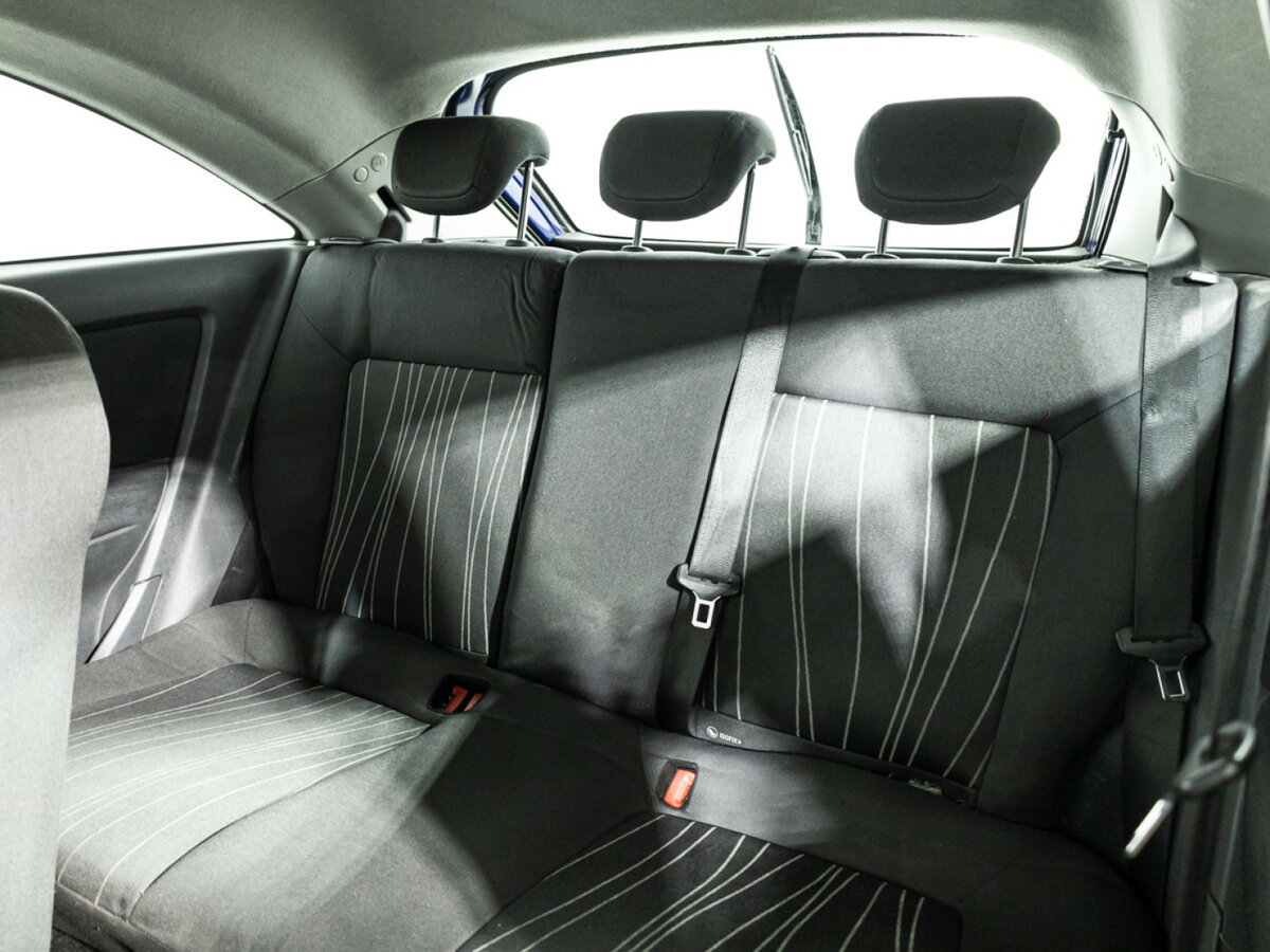 Opel Corsa с пробегом — 2007 год. Фото: #9