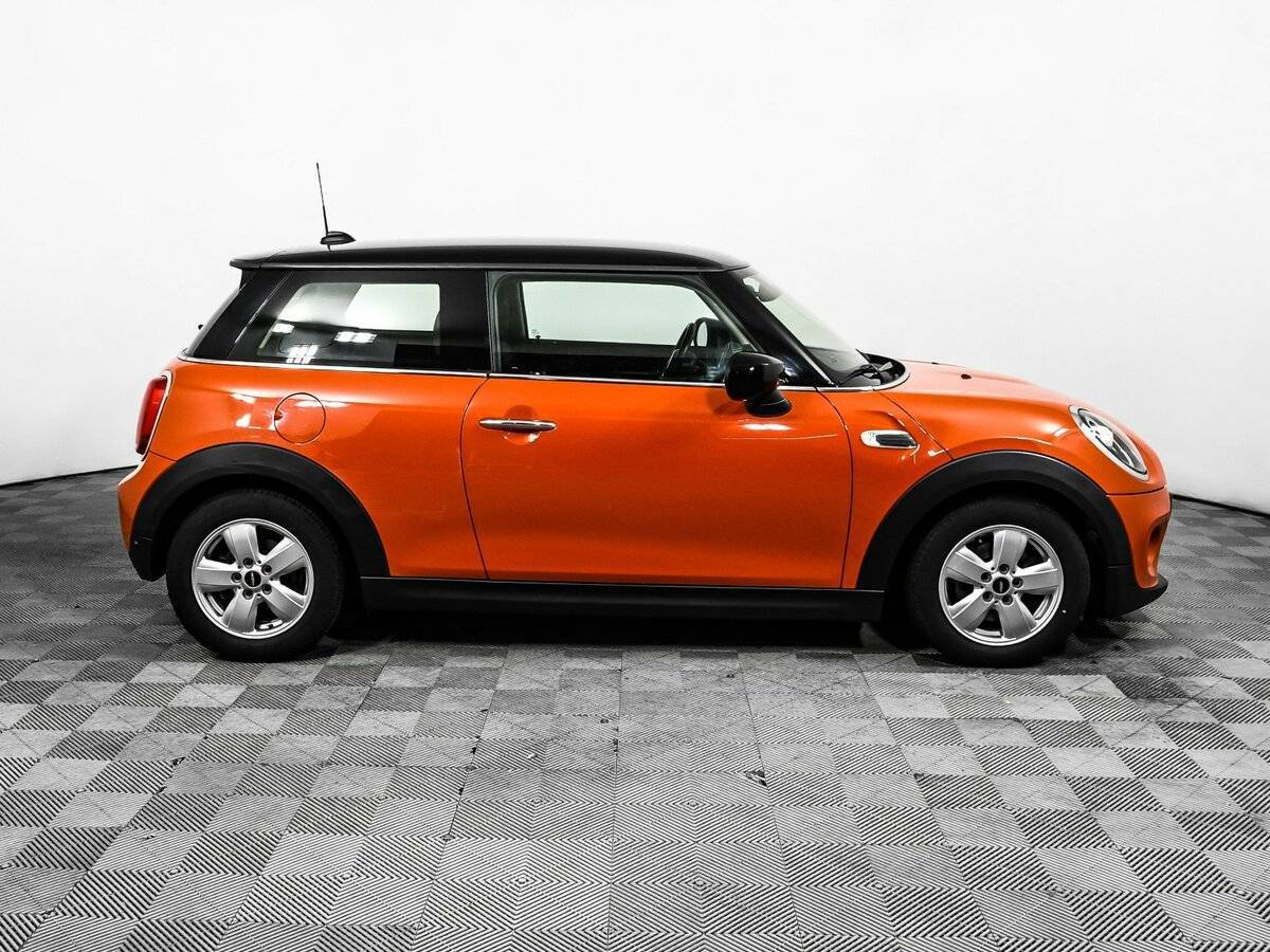 Mini Hatch с пробегом — 2020 год. Фото: #3