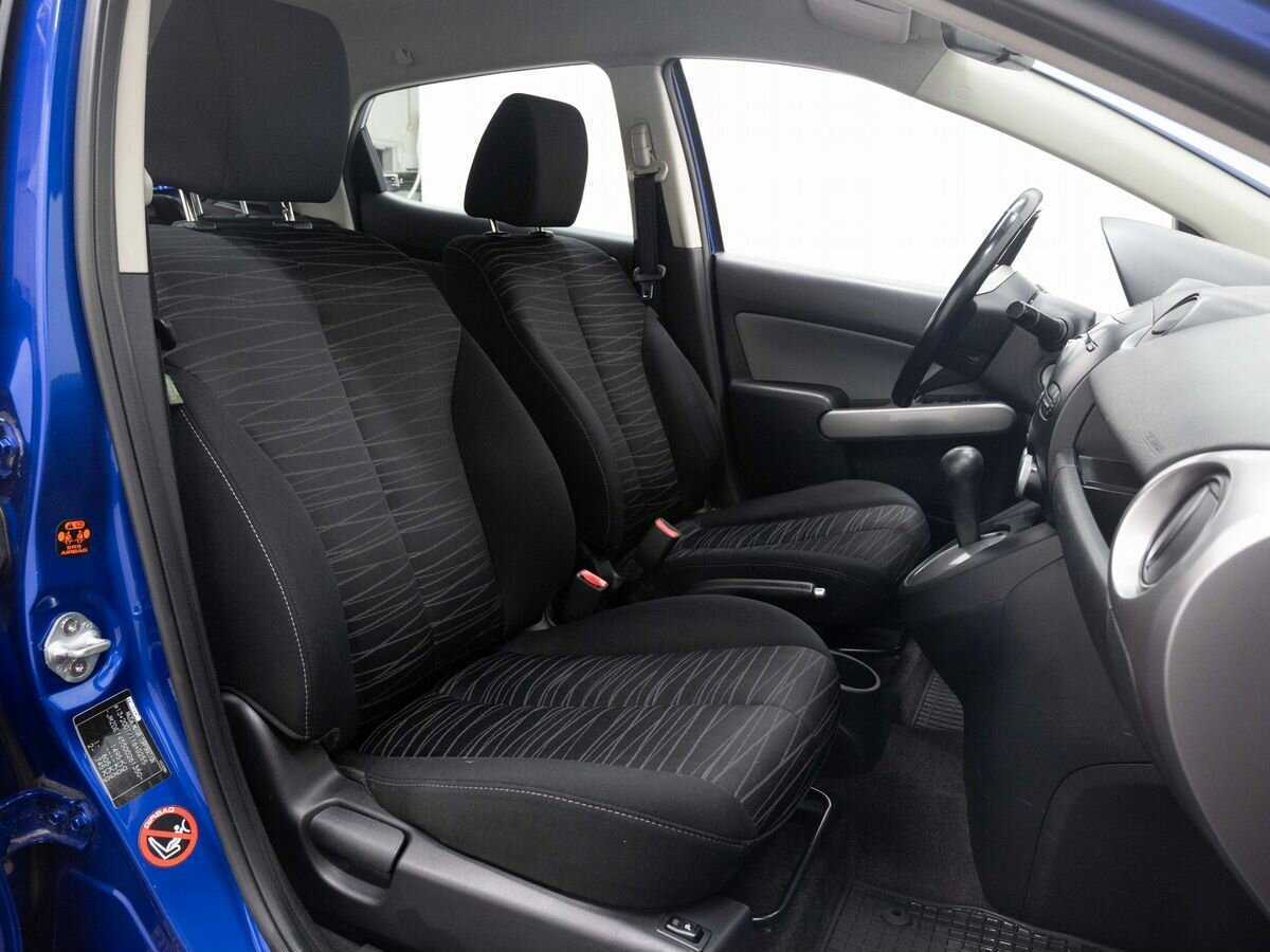 Mazda 2 с пробегом — 2009 год. Фото: #13