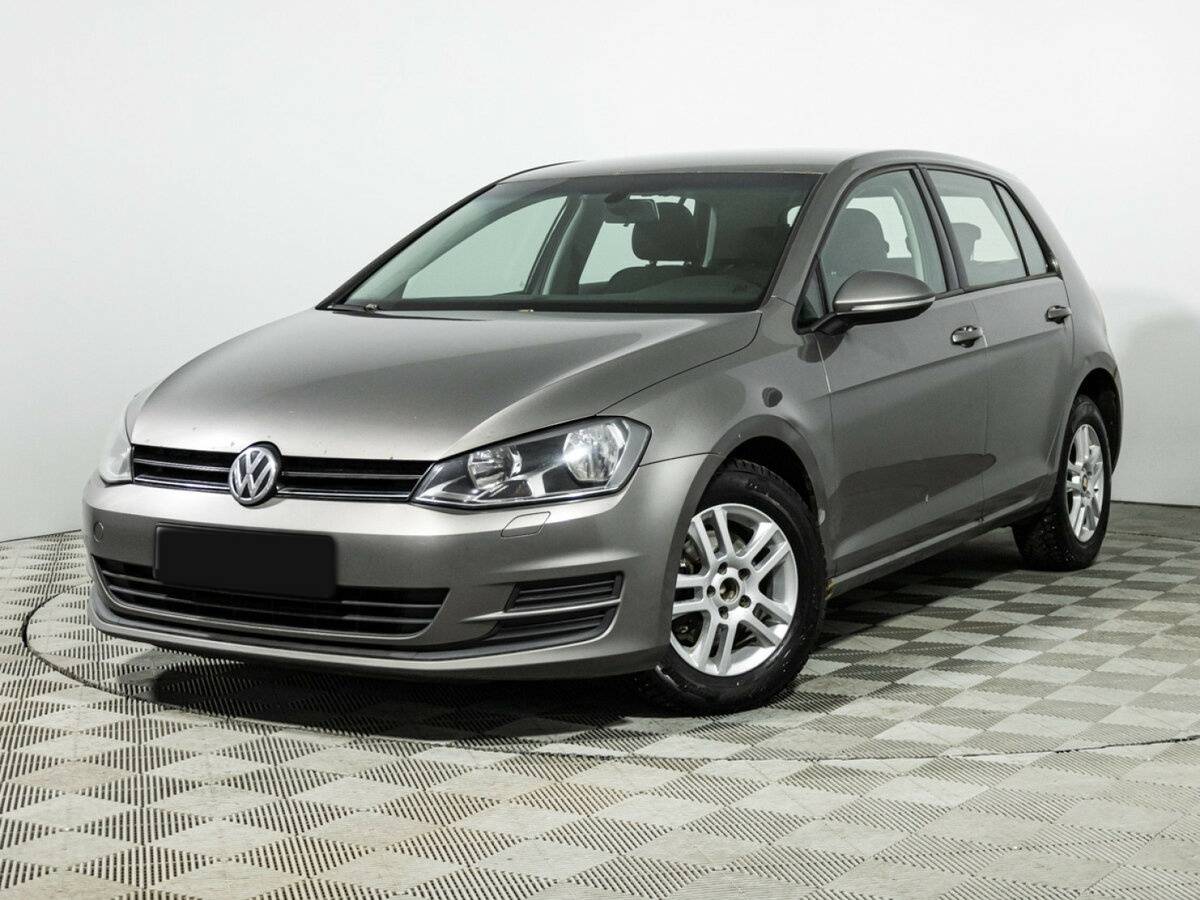 Volkswagen Golf с пробегом — 2013 год. Фото: #0