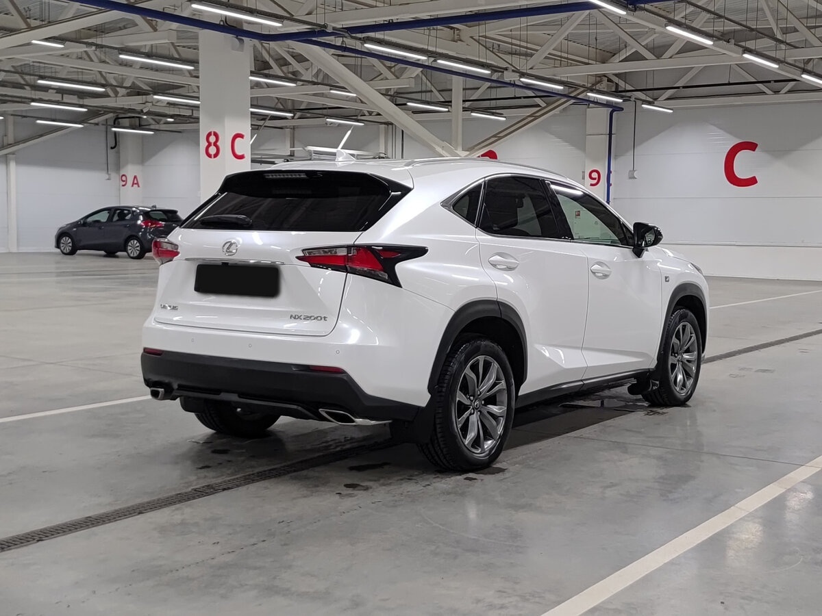 Lexus NX с пробегом — 2014 год. Фото: #4