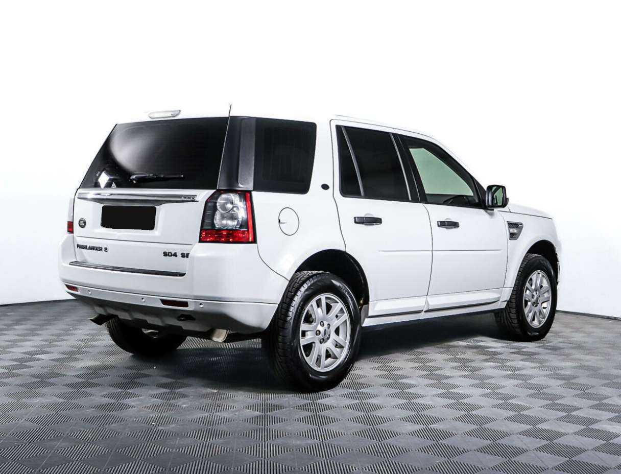 Land Rover Freelander с пробегом — 2012 год. Фото: #4