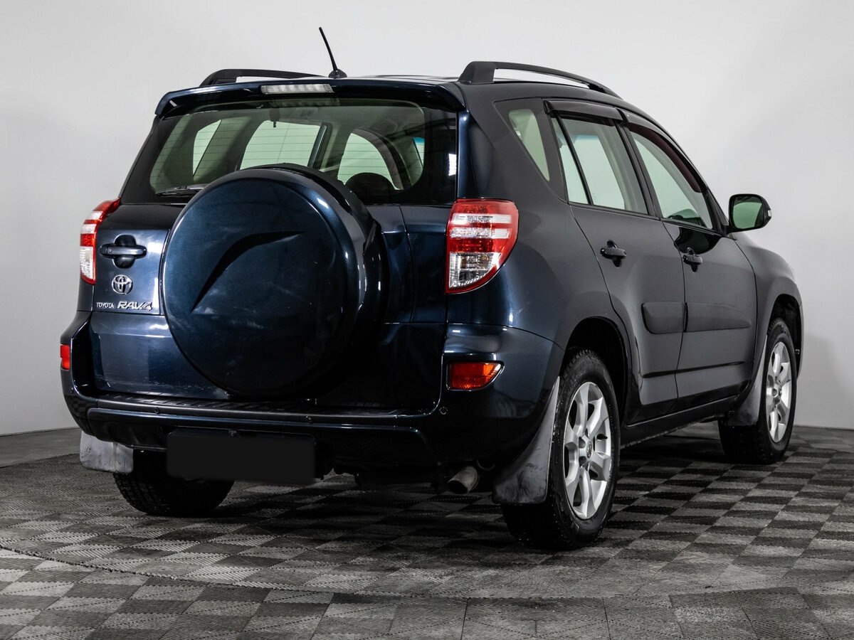 Toyota RAV4 с пробегом — 2011 год. Фото: #3