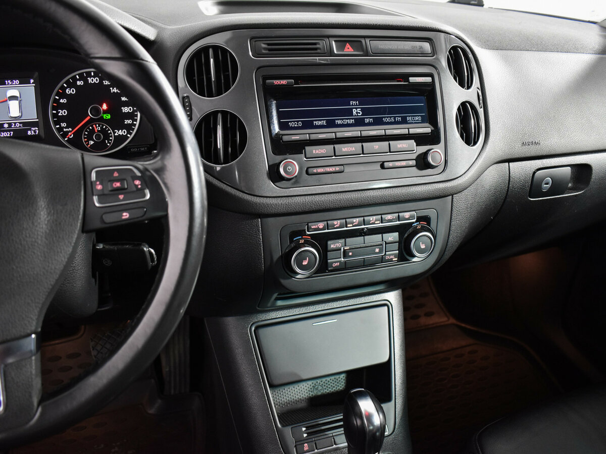 Volkswagen Tiguan с пробегом — 2011 год. Фото: #14