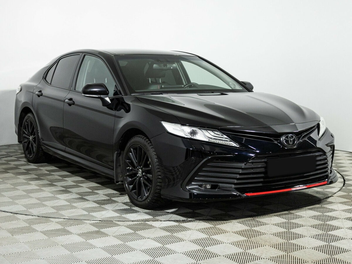 Toyota Camry с пробегом — 2022 год. Фото: #2