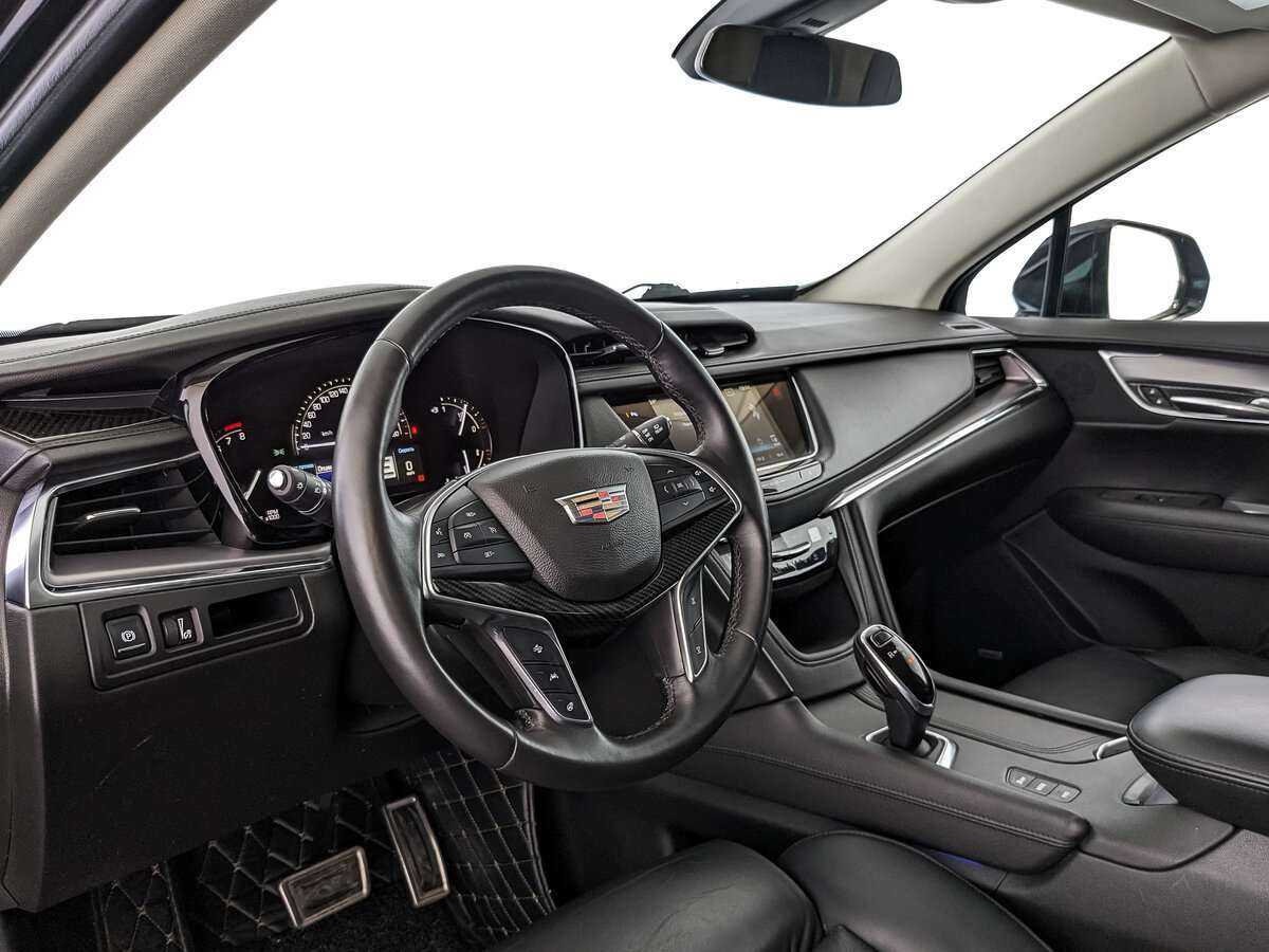 Cadillac XT5 с пробегом — 2016 год. Фото: #10