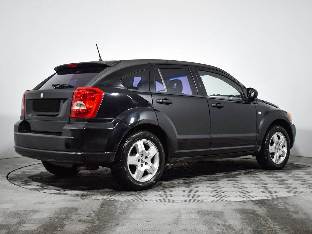 Dodge Caliber с пробегом — 2007 год. Фото: #4