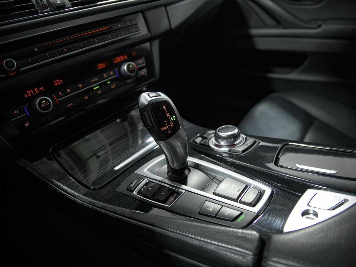 BMW 5 серии с пробегом — 2014 год. Фото: #11