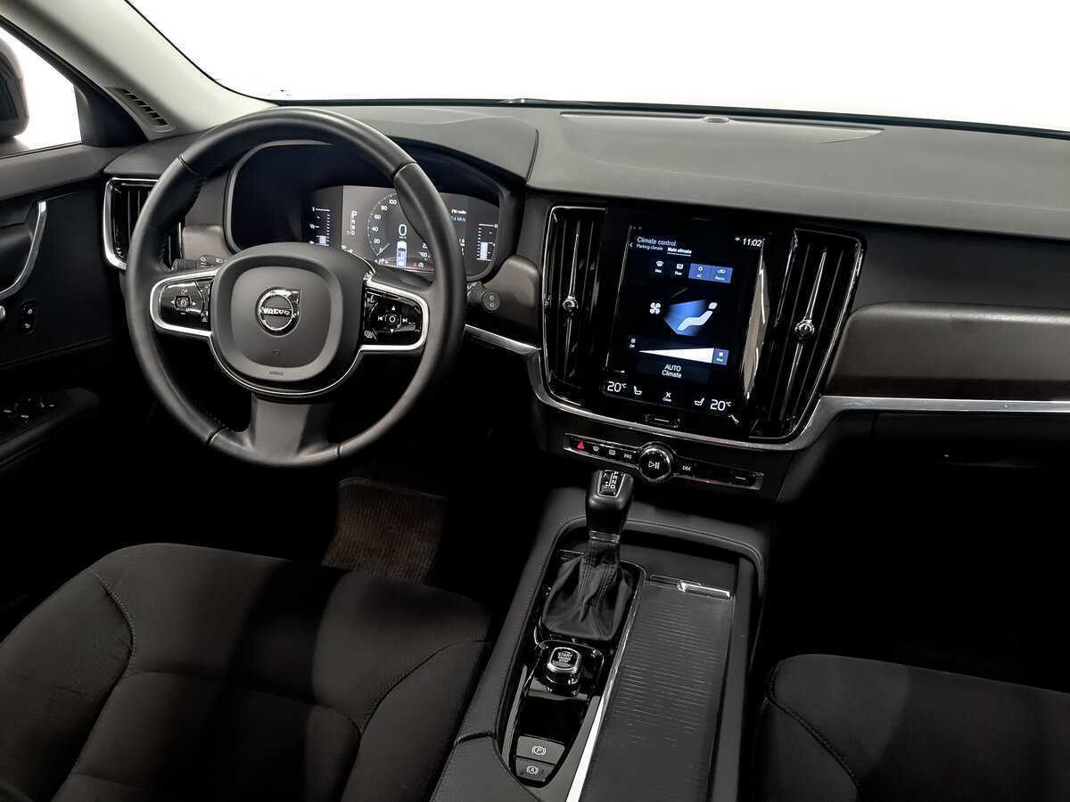Volvo V90 Cross Country с пробегом — 2019 год. Фото: #24