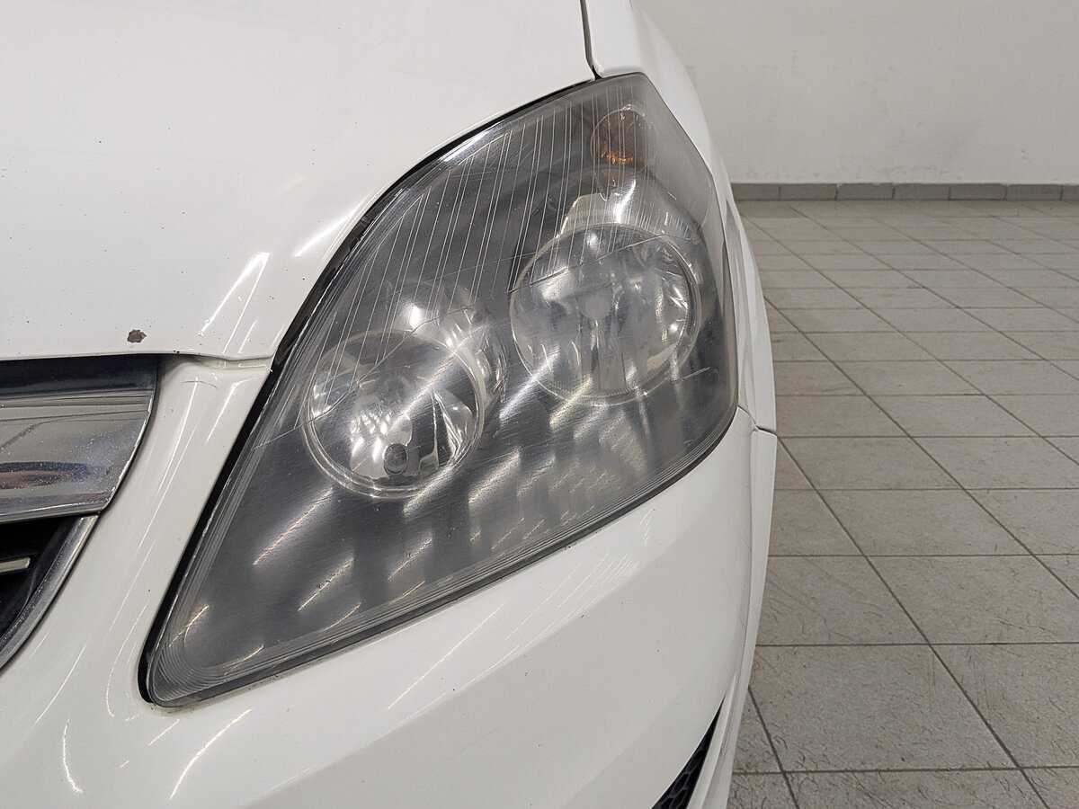 Opel Zafira с пробегом — 2013 год. Фото: #10