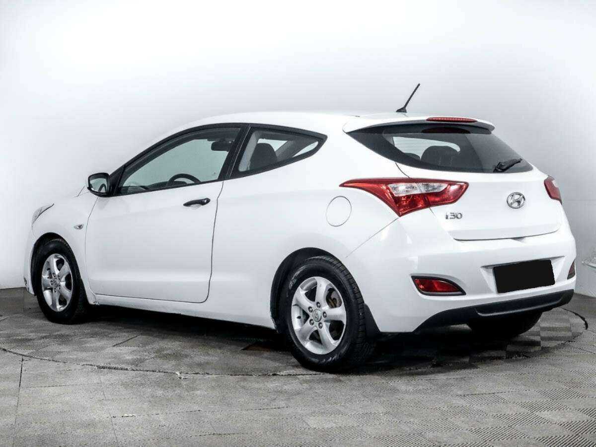 Hyundai i30 с пробегом — 2014 год. Фото: #5