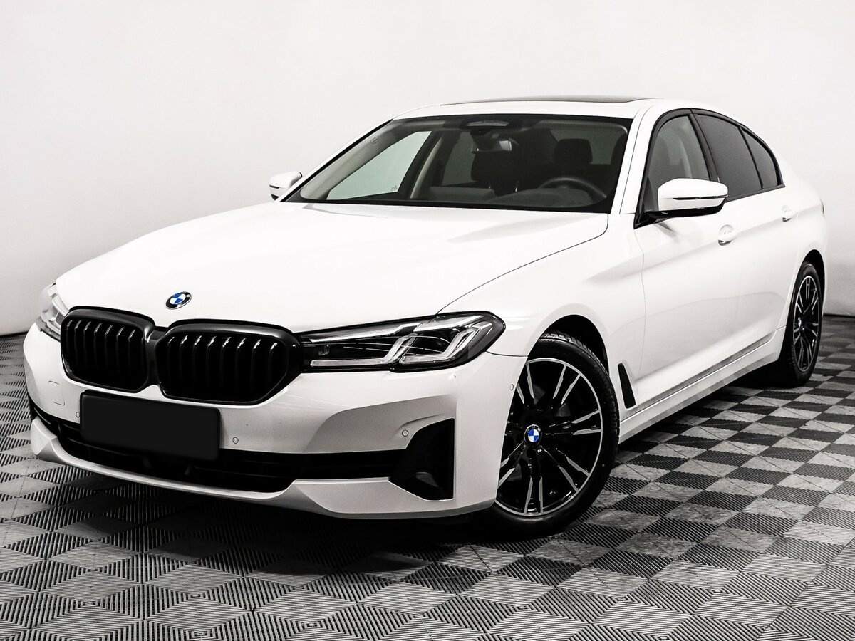 BMW 5 серии с пробегом — 2022 год. Фото: #0