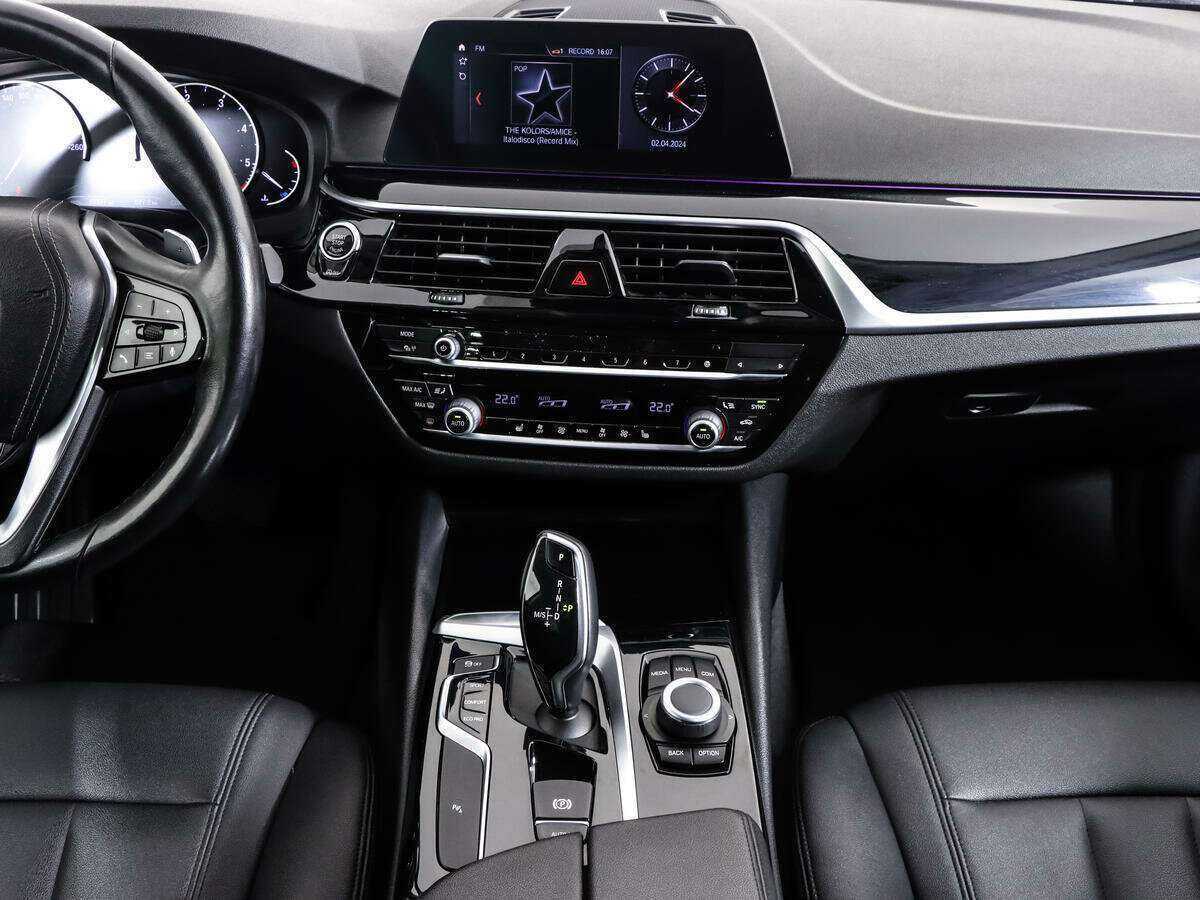 BMW 5 серии с пробегом — 2020 год. Фото: #8
