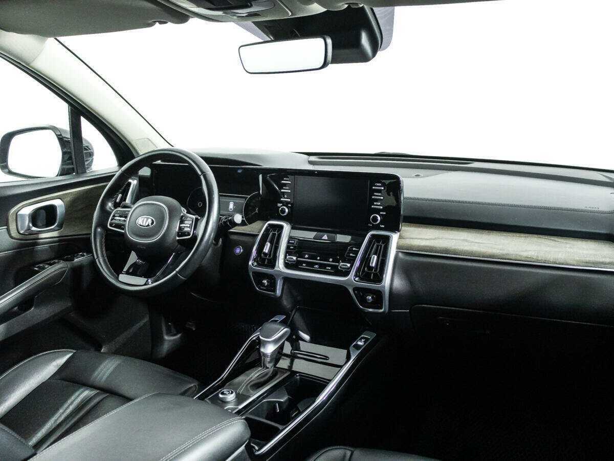Kia Sorento с пробегом — 2021 год. Фото: #8