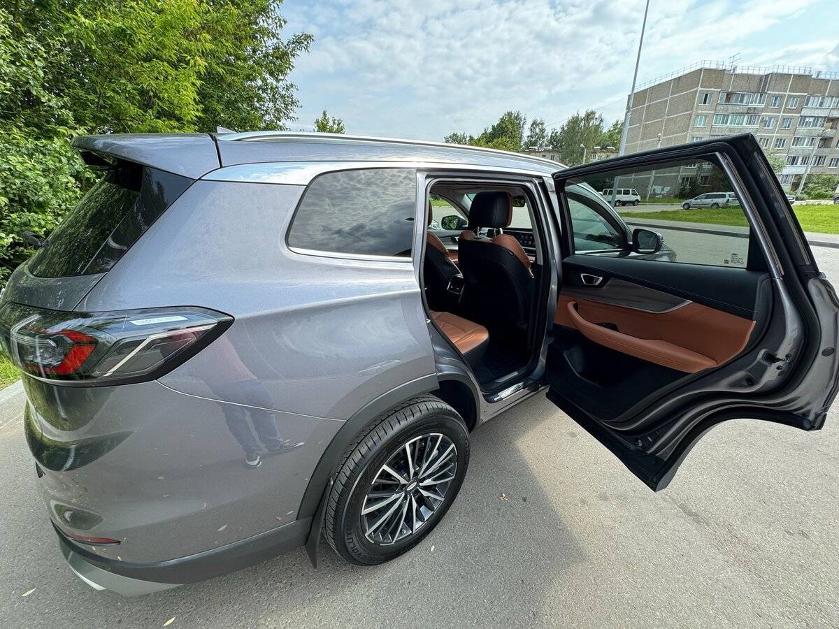 Chery Tiggo 8 Pro e+ с пробегом — 2023 год. Фото: #13