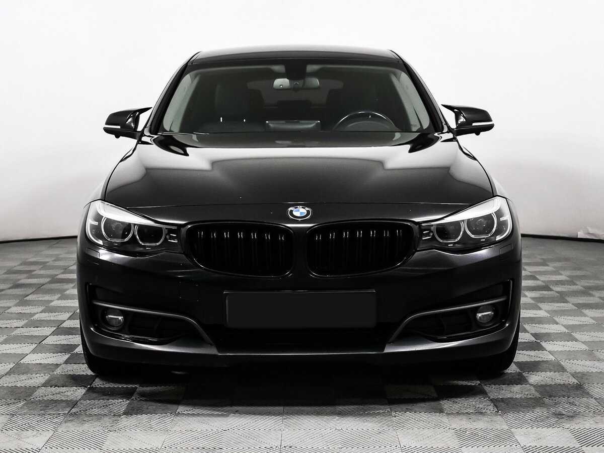 BMW 3 серии с пробегом — 2019 год. Фото: #1