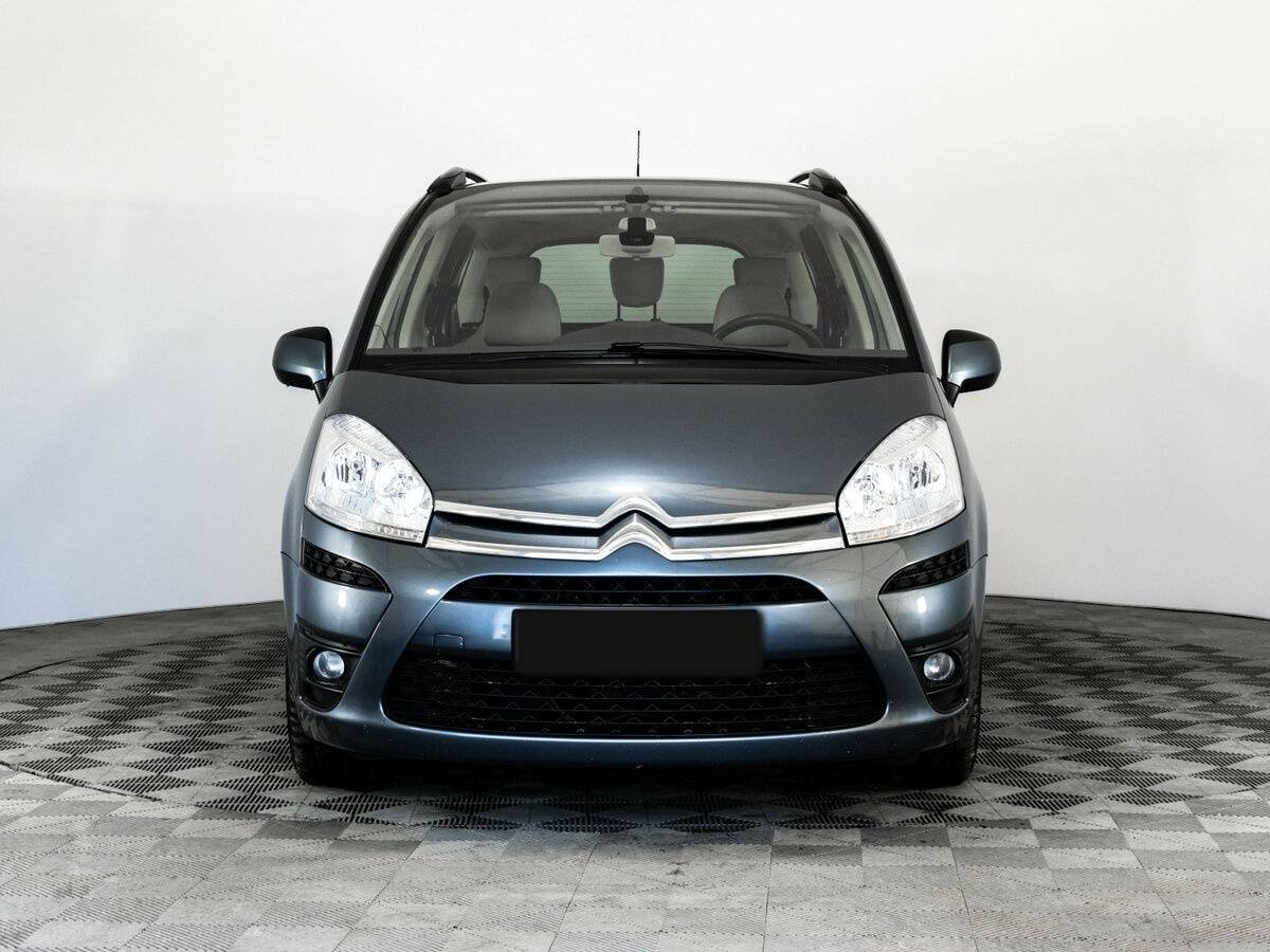 Citroen C4 Picasso с пробегом — 2011 год. Фото: #1