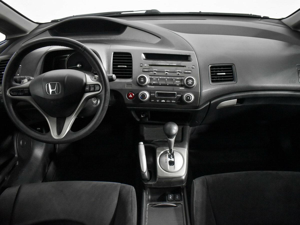 Honda Civic с пробегом — 2011 год. Фото: #11