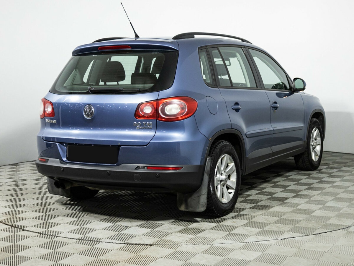 Volkswagen Tiguan с пробегом — 2011 год. Фото: #4