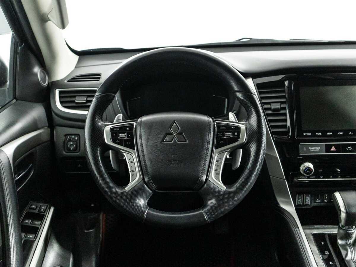 Mitsubishi Pajero Sport с пробегом — 2021 год. Фото: #20