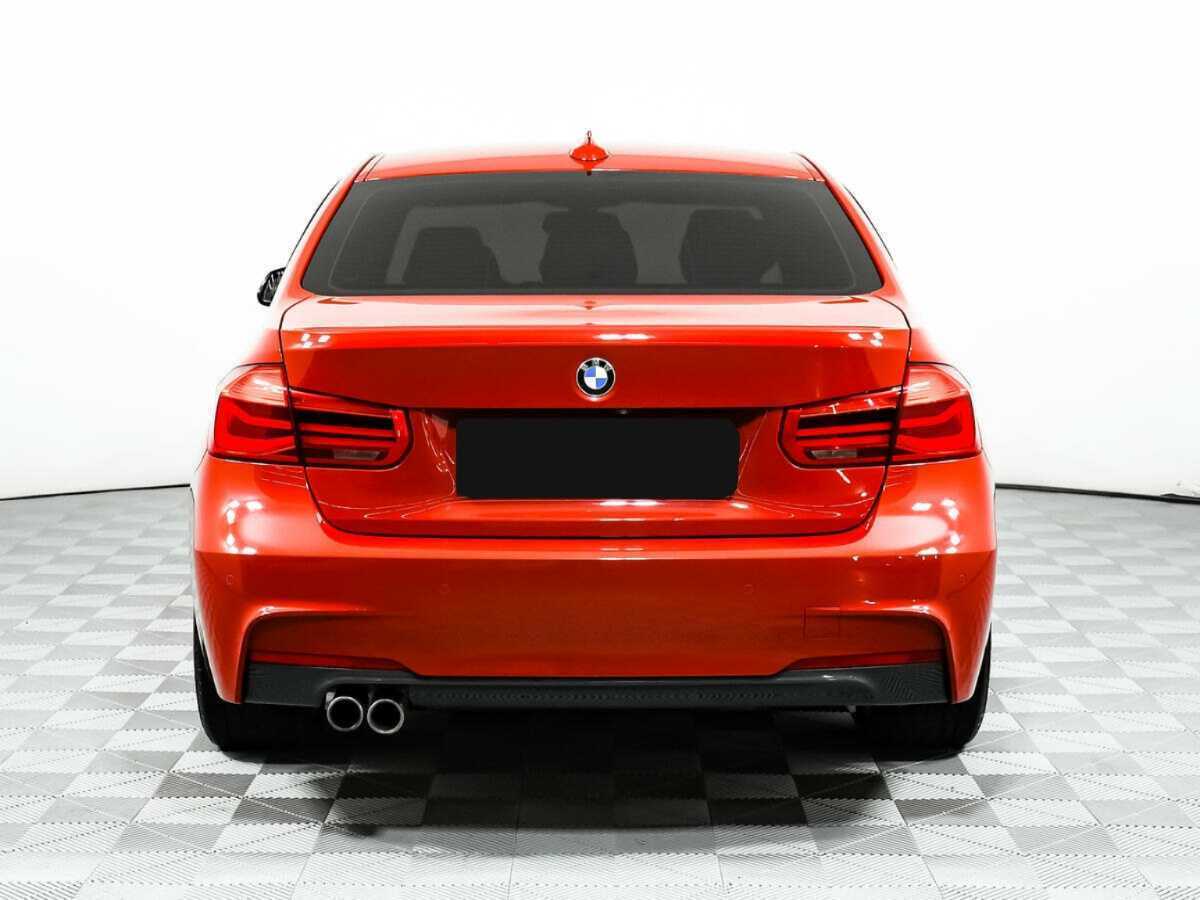 BMW 3 серии с пробегом — 2018 год. Фото: #5