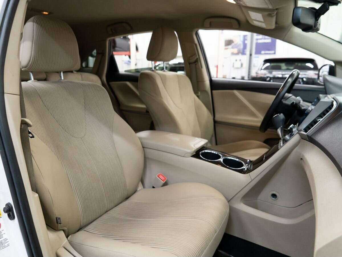 Toyota Venza с пробегом — 2010 год. Фото: #9