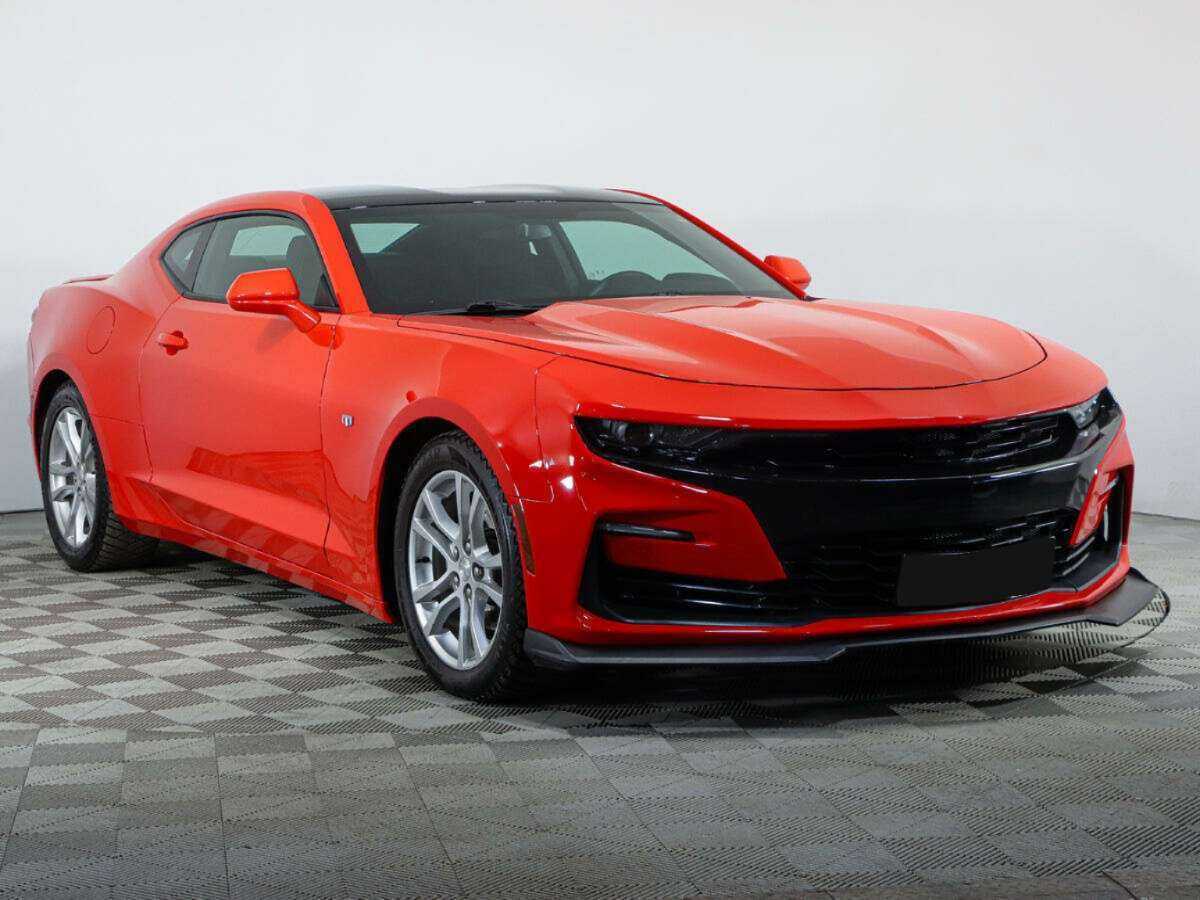 Chevrolet Camaro с пробегом — 2021 год. Фото: #2