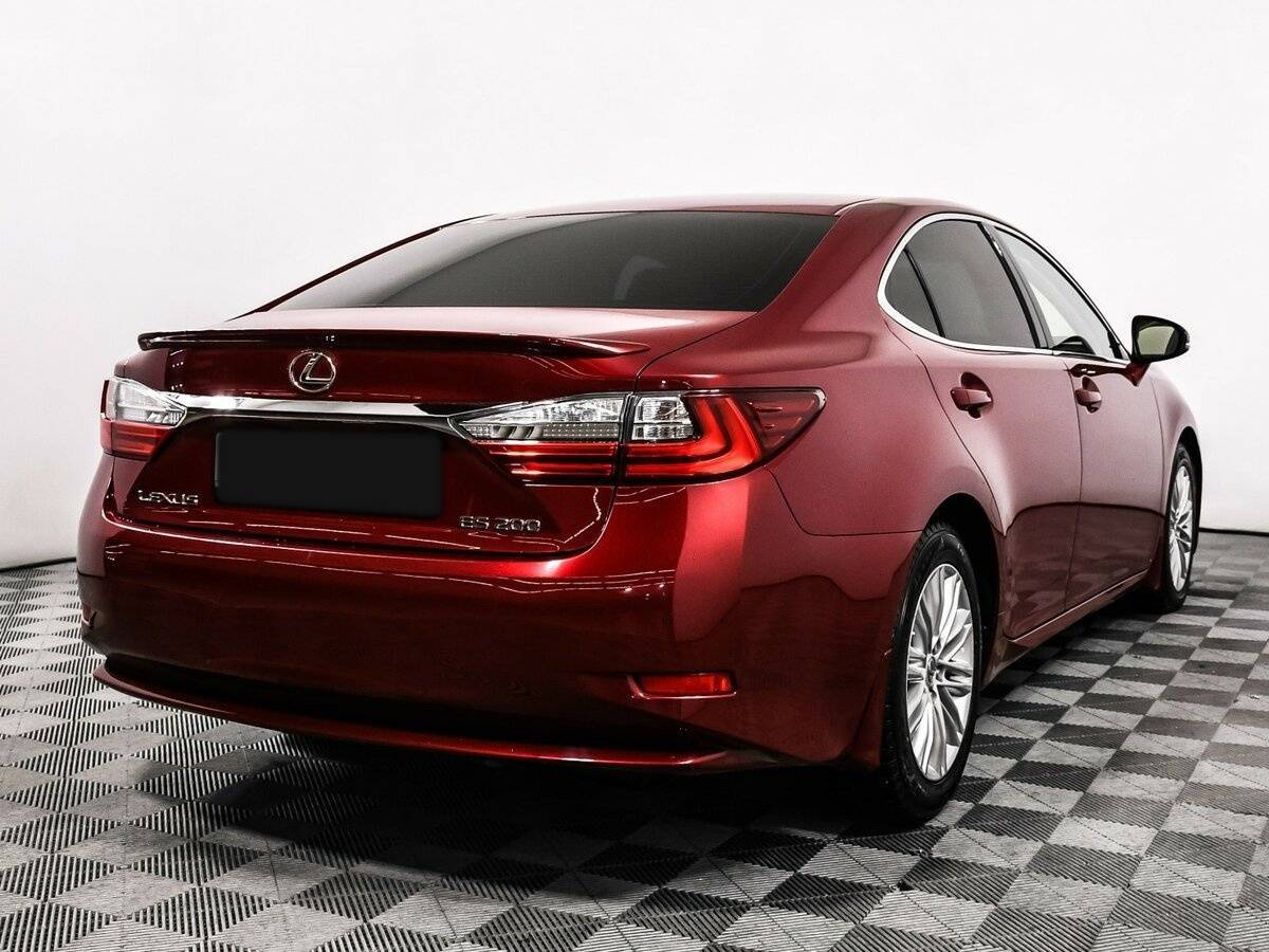 Lexus ES с пробегом — 2016 год. Фото: #4