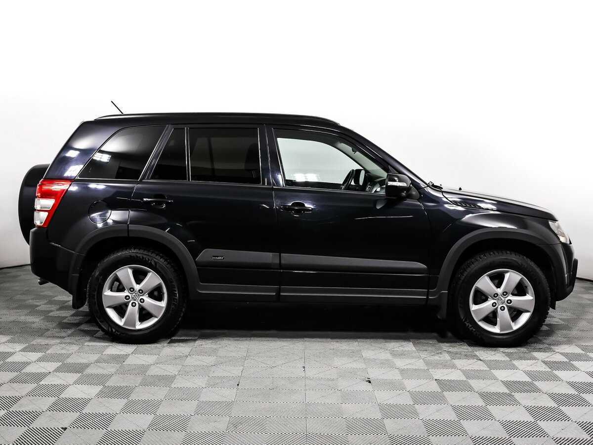 Suzuki Grand Vitara с пробегом — 2011 год. Фото: #3