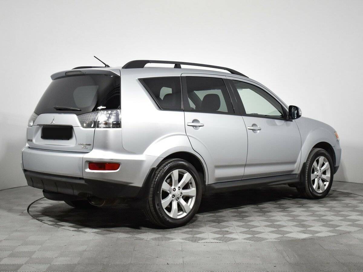 Mitsubishi Outlander с пробегом — 2011 год. Фото: #4