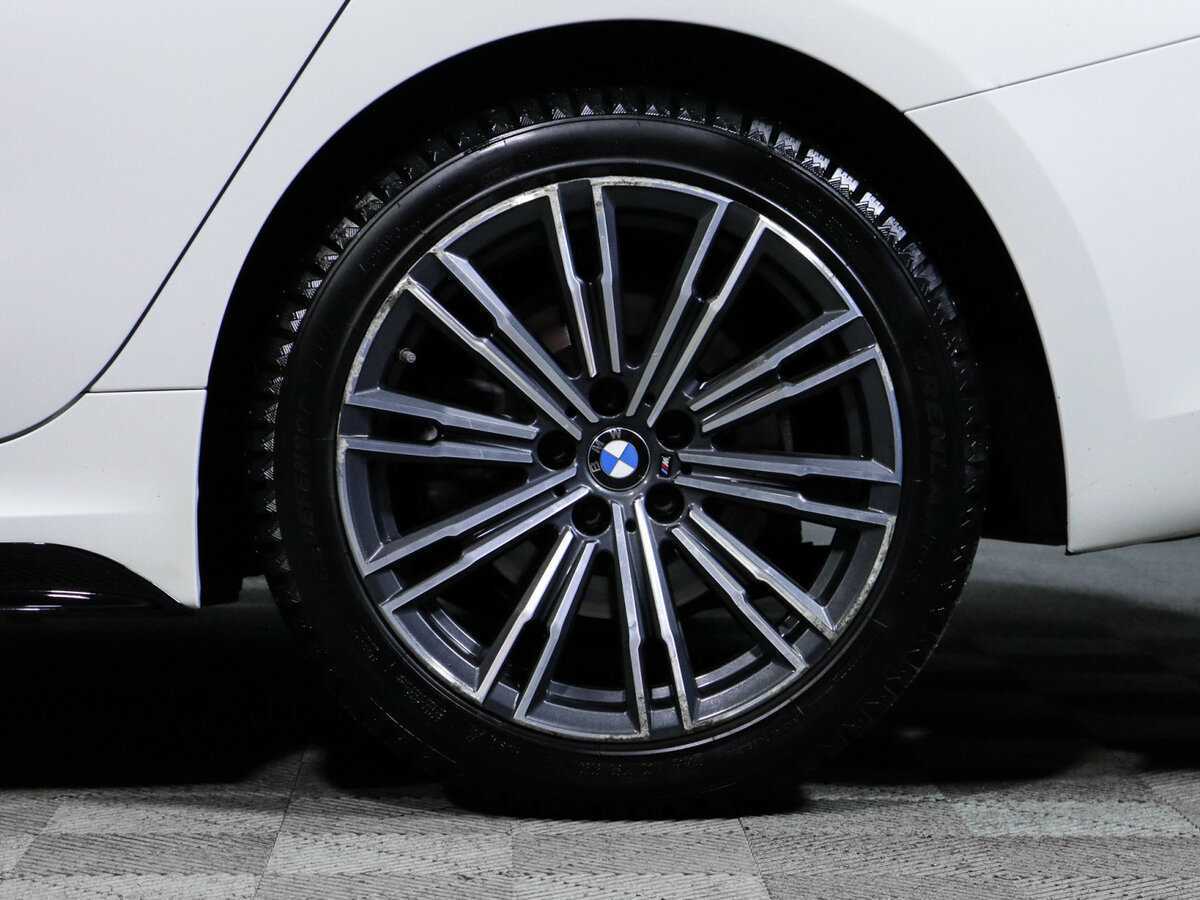 BMW 3 серии с пробегом — 2020 год. Фото: #11