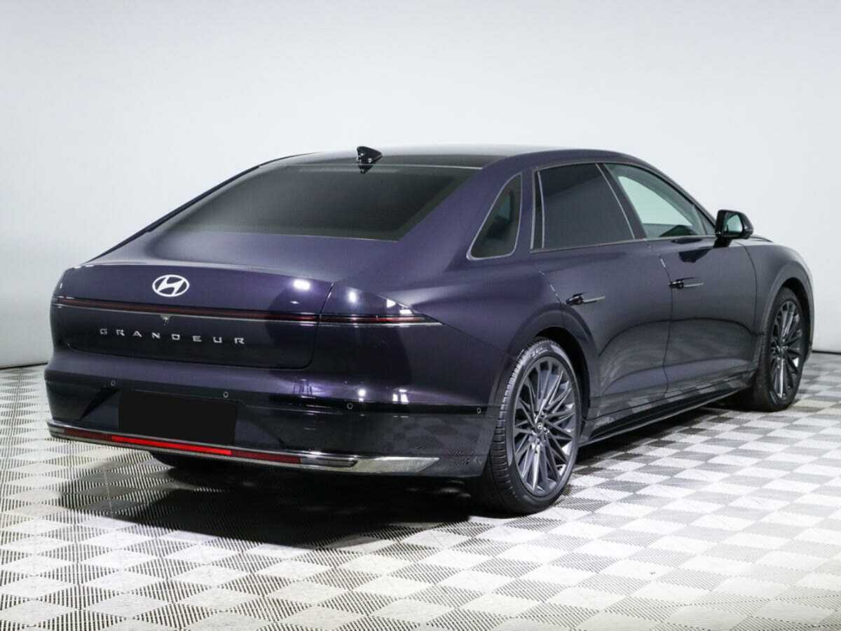 Hyundai Grandeur с пробегом — 2022 год. Фото: #3