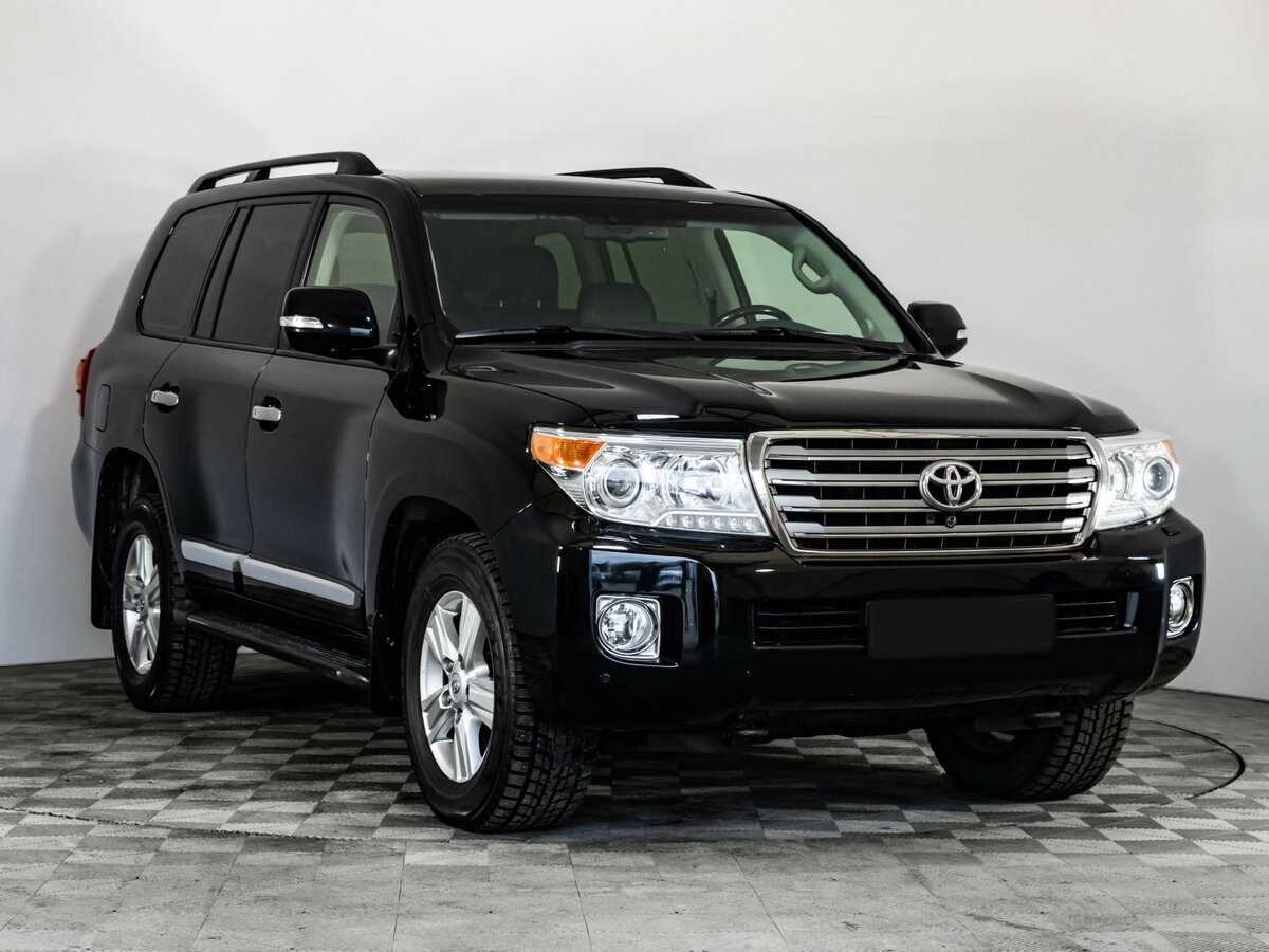 Toyota Land Cruiser с пробегом — 2012 год. Фото: #2