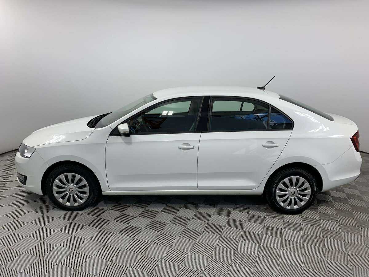 Skoda Rapid с пробегом — 2019 год. Фото: #7