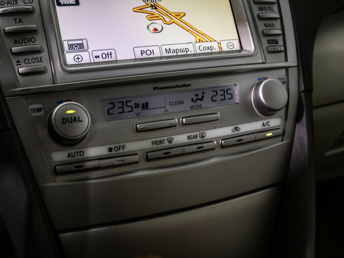 Toyota Camry с пробегом — 2011 год. Фото: #15