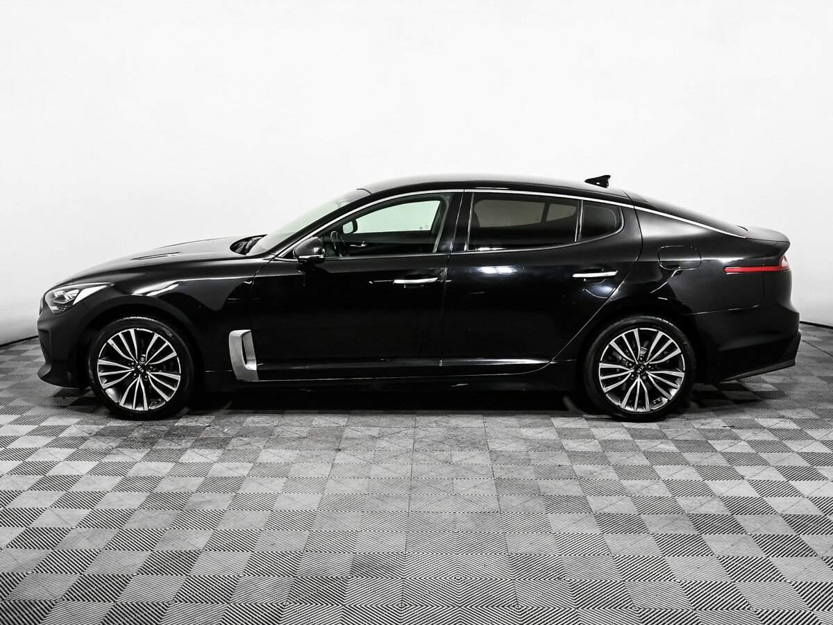 Kia Stinger с пробегом — 2018 год. Фото: #7