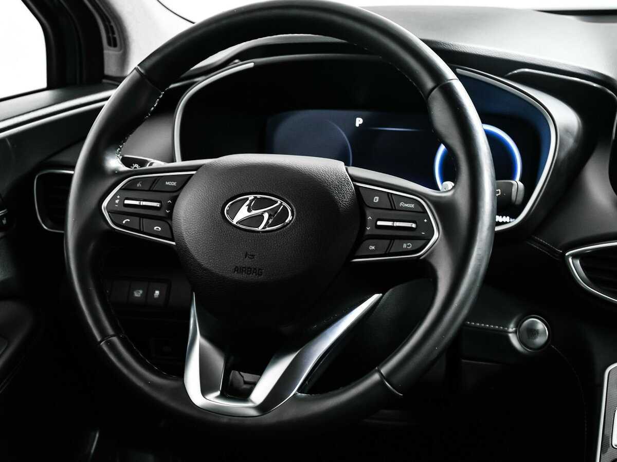 Hyundai Santa Fe с пробегом — 2021 год. Фото: #11