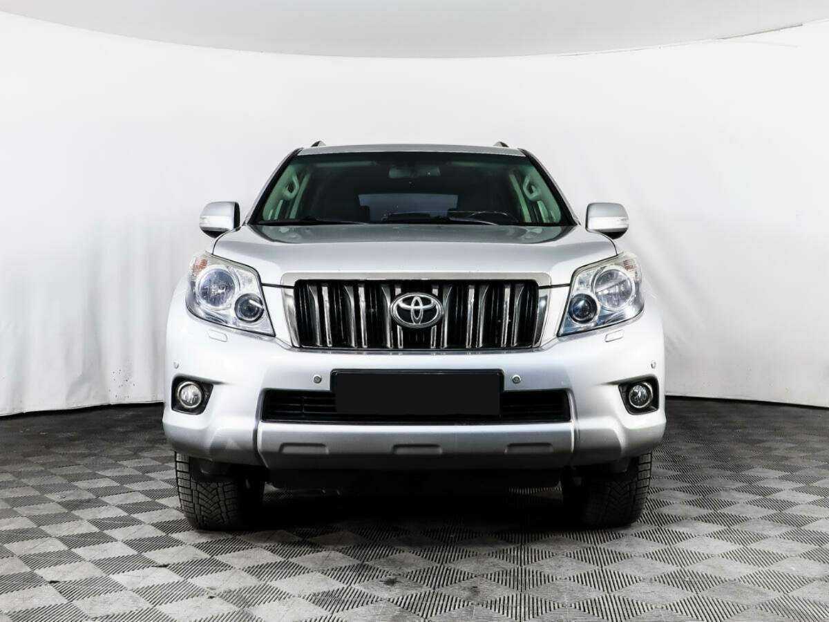Toyota Land Cruiser Prado с пробегом — 2011 год. Фото: #1